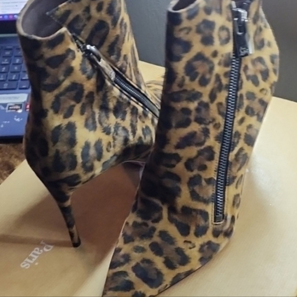 Louboutin velour kitty